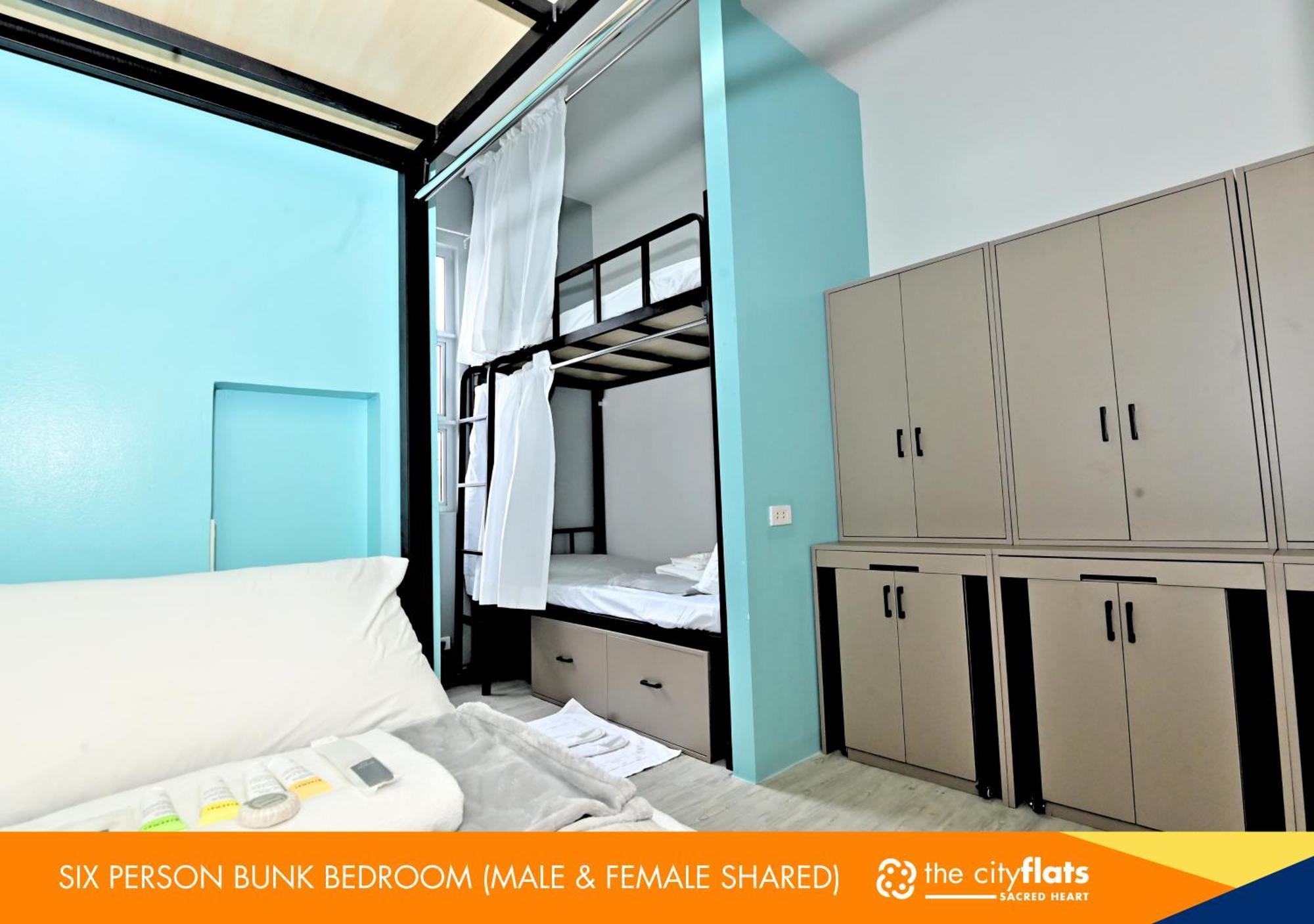 The City Flats Sacred Heart Makati City Стая снимка