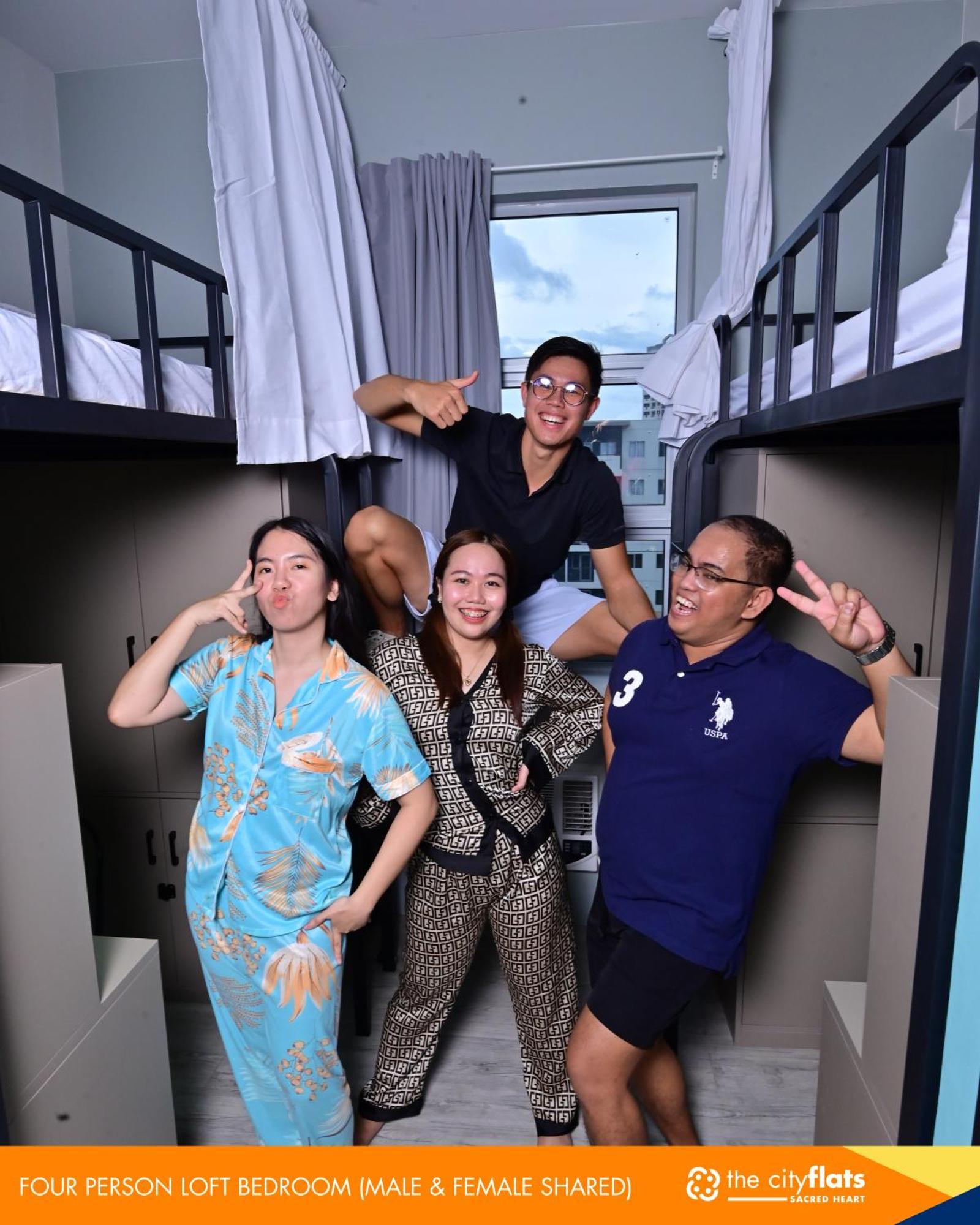 The City Flats Sacred Heart Makati City Стая снимка