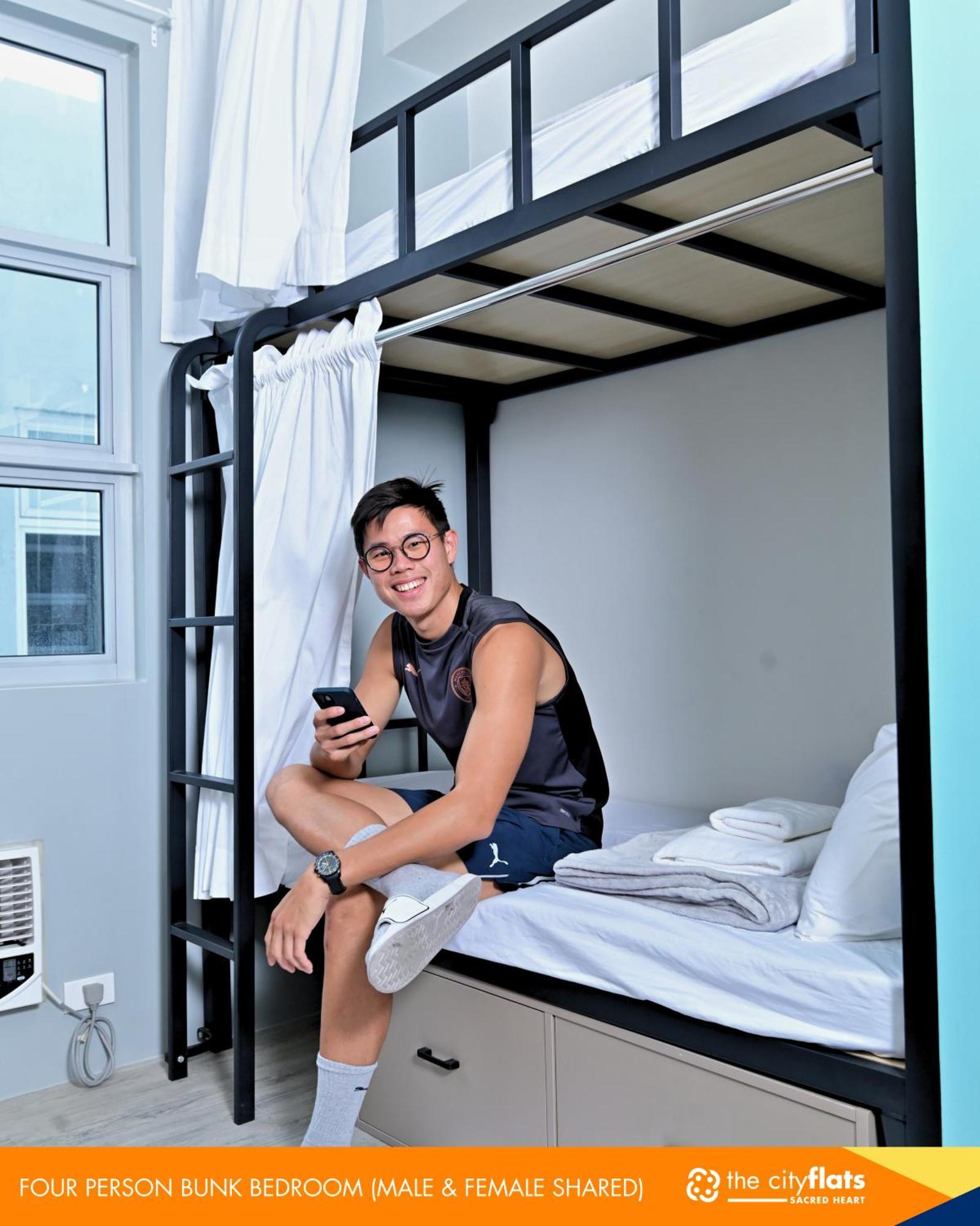 The City Flats Sacred Heart Makati City Стая снимка